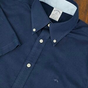 Brooks Brothers Regent Short Sleeve Button Down Mens Medium Navy Blue Non-Iron